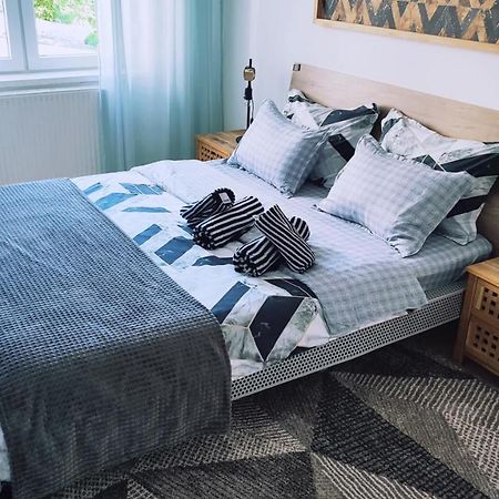 Apartman Lena Lägenhet Tuzla Exteriör bild
