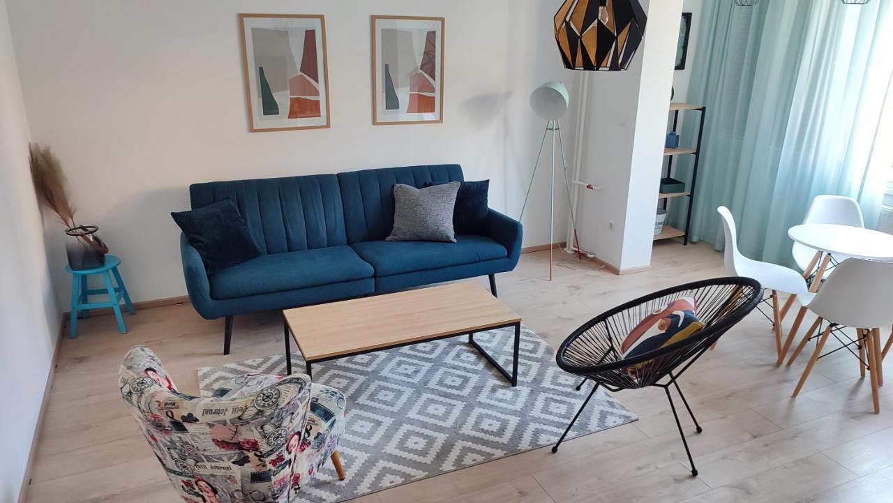 Apartman Lena Lägenhet Tuzla Exteriör bild