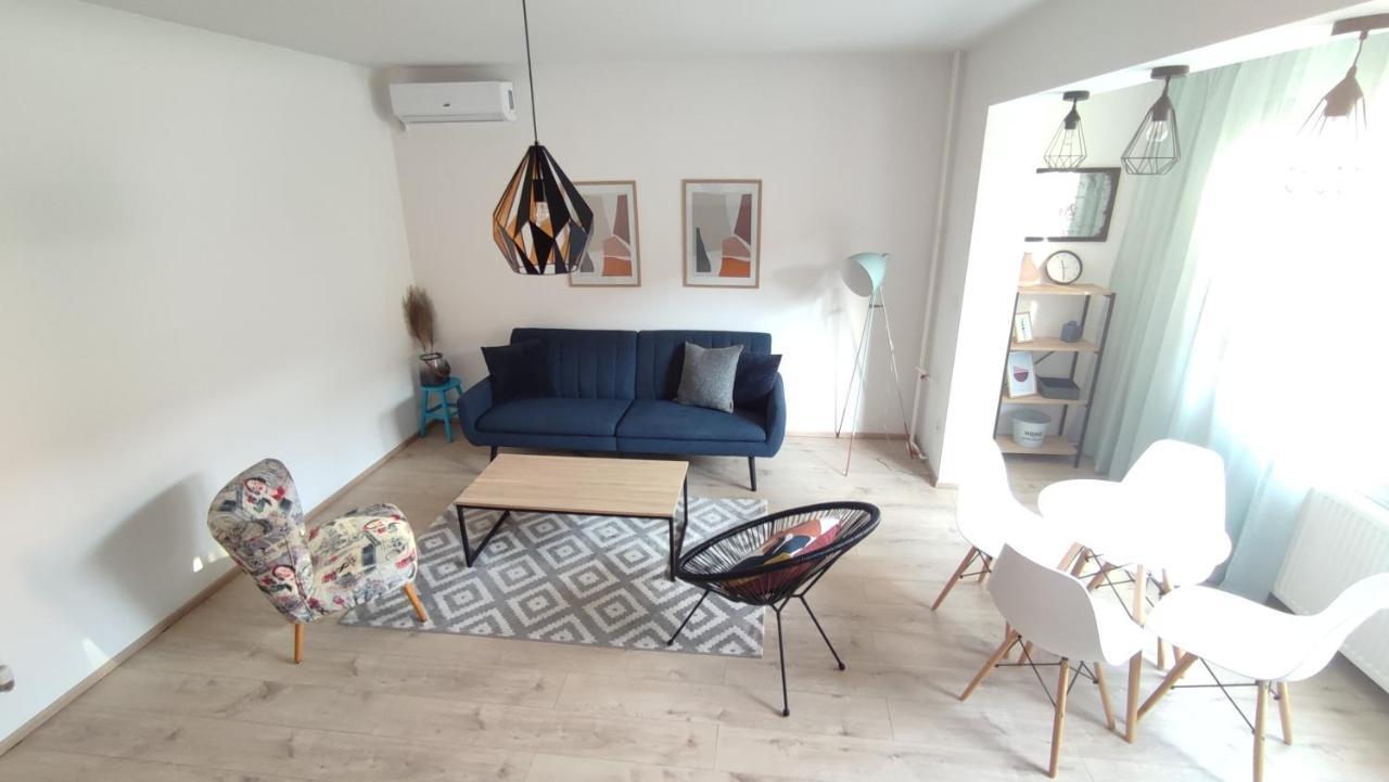 Apartman Lena Lägenhet Tuzla Exteriör bild