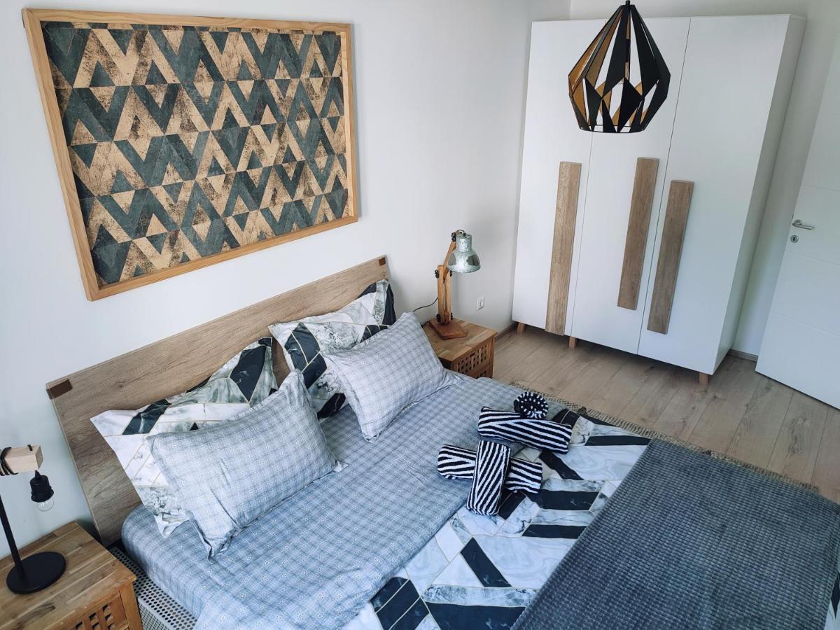 Apartman Lena Lägenhet Tuzla Exteriör bild