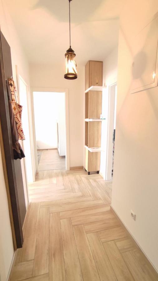 Apartman Lena Lägenhet Tuzla Exteriör bild