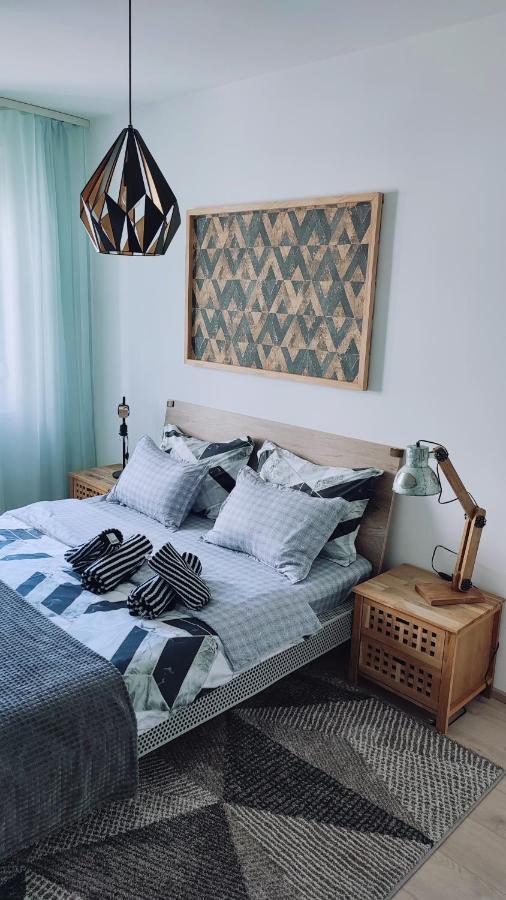 Apartman Lena Lägenhet Tuzla Exteriör bild