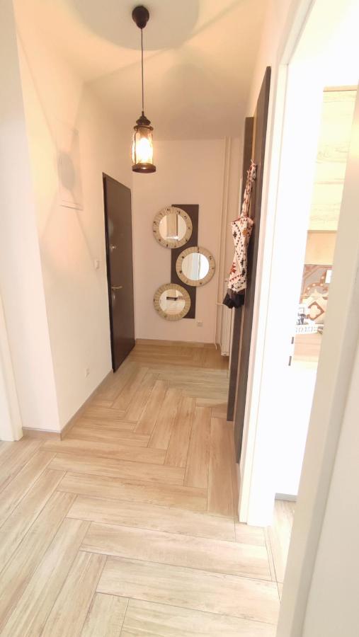 Apartman Lena Lägenhet Tuzla Exteriör bild